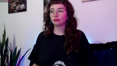 HannahHexx online show from May 16, 3:36 am