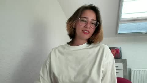hannahinto online show from July 8, 2:53 pm