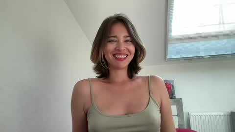 hannahinto online show from July 9, 2:54 pm