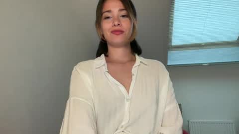 hannahinto online show from June 20, 3:51 pm