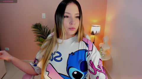 Snapshot of hannamiller_1 chatting on October 19, 8:52 am Hanna Miller online show from October 19, 8:52 am