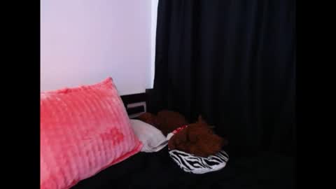 hannaqueen23 online show from November 2, 4:01 am