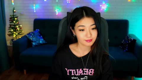 Snapshot of hannarosie chatting on December 18, 10:13 pm hannarosie online show from December 18, 10:13 pm