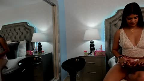 Hanna Slone online show from January 28, 11:17 am