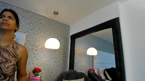 Hanna Slone online show from February 10, 11:25 am