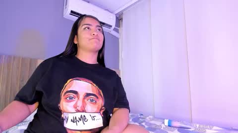 Hanna online show from November 22, 3:27 am