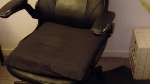 charly online show from March 29, 8:54 pm