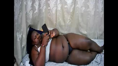 happysonia online show from March 20, 8:30 am