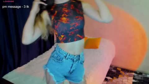 Stephanie online show from February 9, 6:16 pm