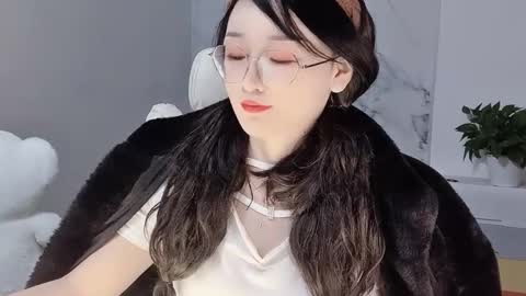 Daisy online show from February 26, 4:08 am