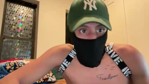 hard7latindick online show from November 4, 7:21 am