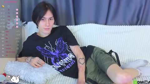 Mark online show from March 24, 8:04 pm