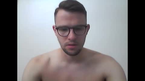 hardboylovemilfmoom online show from June 7, 11:26 am
