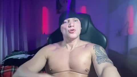 MATTSTEEL - ITALIAN STALLION online show from February 10, 12:41 am