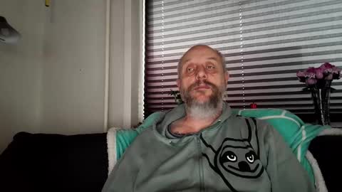 MrLazy online show from February 22, 3:25 pm