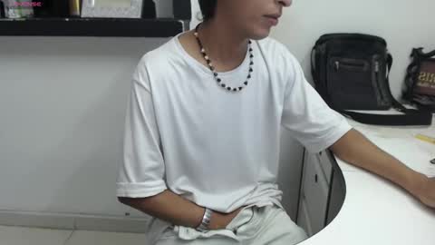 Andres Dean online show from March 22, 3:21 am