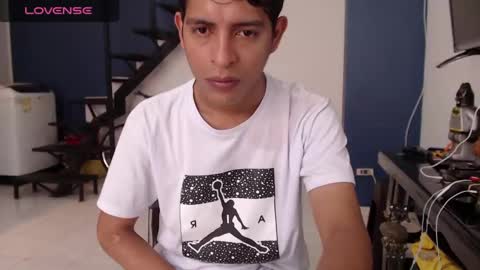 Andres Dean online show from February 25, 6:55 pm