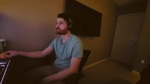 Tom online show from December 23, 10:12 pm