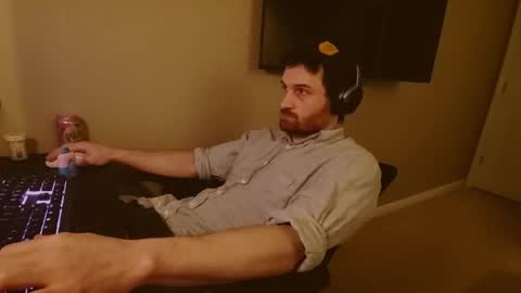 Tom online show from December 17, 12:23 am