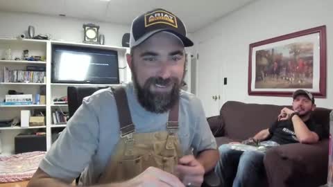 Snapshot of hardworkertn chatting on February 28, 2:31 am hardworkertn online show from February 28, 2:31 am