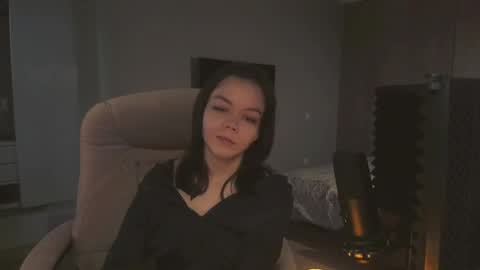 Miss Hari online show from November 7, 11:45 am