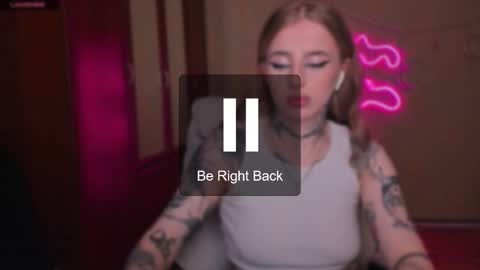 Julia online show from February 10, 5:25 am