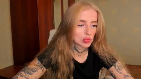 Julia online show from September 18, 5:55 am