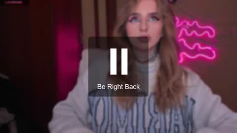 Julia online show from March 5, 5:18 am