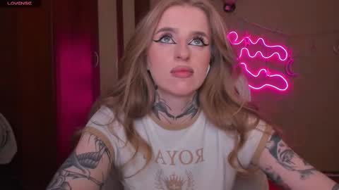 Julia online show from February 15, 5:19 am