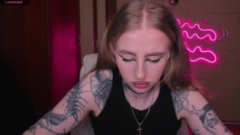 Julia online show from January 20, 5:04 am