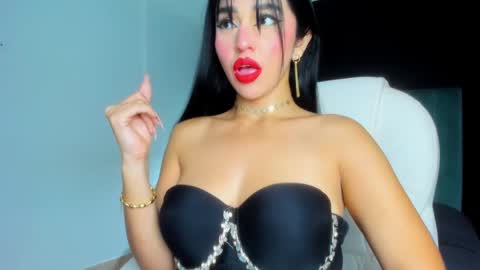 Snapshot of harleyqueen_robbie chatting on March 5, 9:59 pm harleyqueen_robbie online show from March 5, 9:59 pm