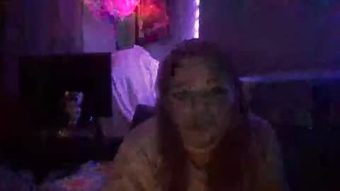 Snapshot of harleyquinnsey chatting on October 20, 10:42 am Harley online show from October 20, 10:42 am