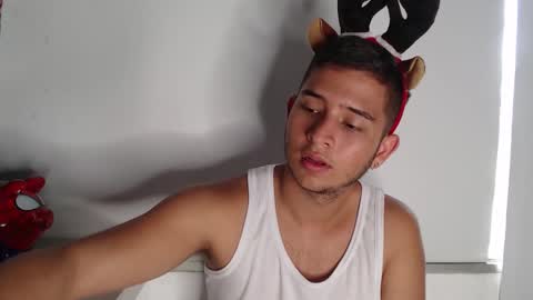 harold_18_ online show from December 1, 6:17 pm