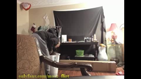  frozen chill online show from February 26, 12:38 pm