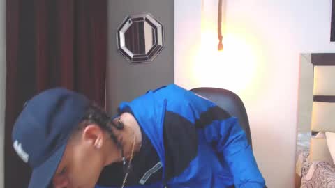 Harry online show from March 1, 3:43 am