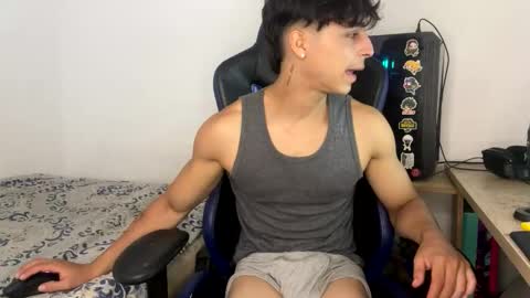 harry_p01 online show from February 20, 3:41 pm