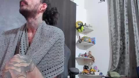 OMAR online show from October 18, 9:24 am