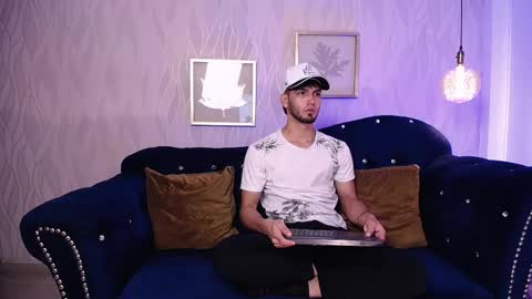 Harry online show from February 2, 6:26 pm