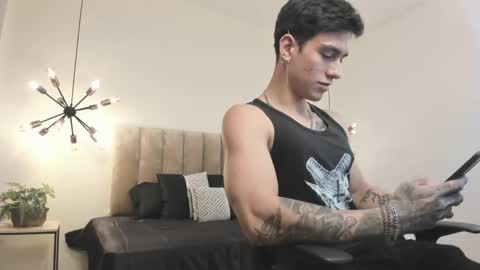 Harry Jones online show from March 8, 5:22 pm