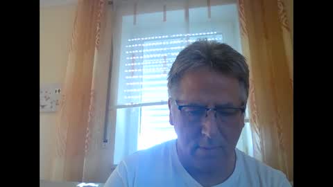 Snapshot of hartl67 chatting on March 2, 2:32 pm hartl67 online show from March 2, 2:32 pm