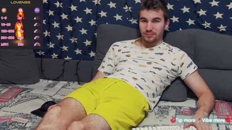Snapshot of harvey_ren chatting on February 4, 9:52 pm Harvey online show from February 4, 9:52 pm