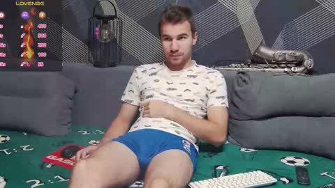 Snapshot of harvey_ren chatting on October 11, 8:45 pm Harvey online show from October 11, 8:45 pm