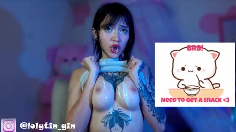 Im Emily and I could be the love of your life    online show from February 1, 3:08 am