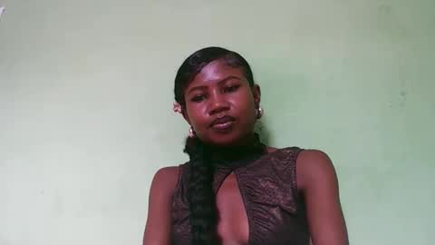 hasleyinah online show from March 12, 9:57 am