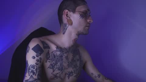 More content   2   online show from November 20, 1:37 am