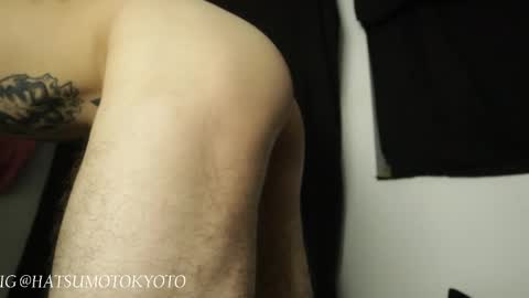 Snapshot of hatsumotokyoto chatting on February 19, 2:55 am More content 2 online show from February 19, 2:55 am