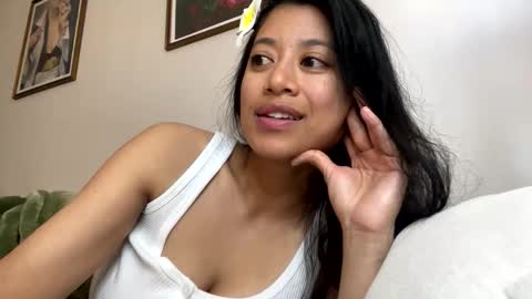 hawaiigirl_ online show from March 13, 6:55 pm