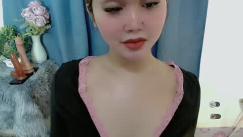 haylee online show from March 8, 2:55 am