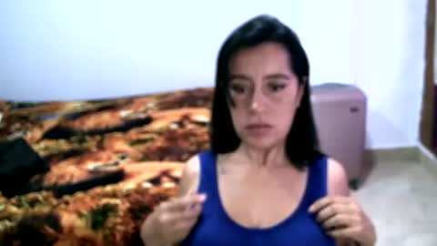 Snapshot of haylie85 chatting on December 19, 9:16 pm haylie85 online show from December 19, 9:16 pm