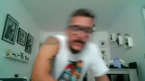 haze_john online show from April 11, 10:08 am